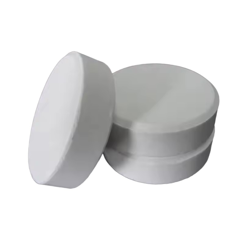 TCCA（トリクロロイソシアヌル酸）は、水処理と消毒においてどのような重要な役割を果たしますか？